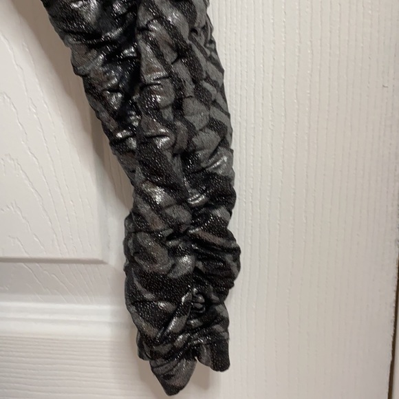 Black and silver zebra print spandex dress - Picture 3 of 4